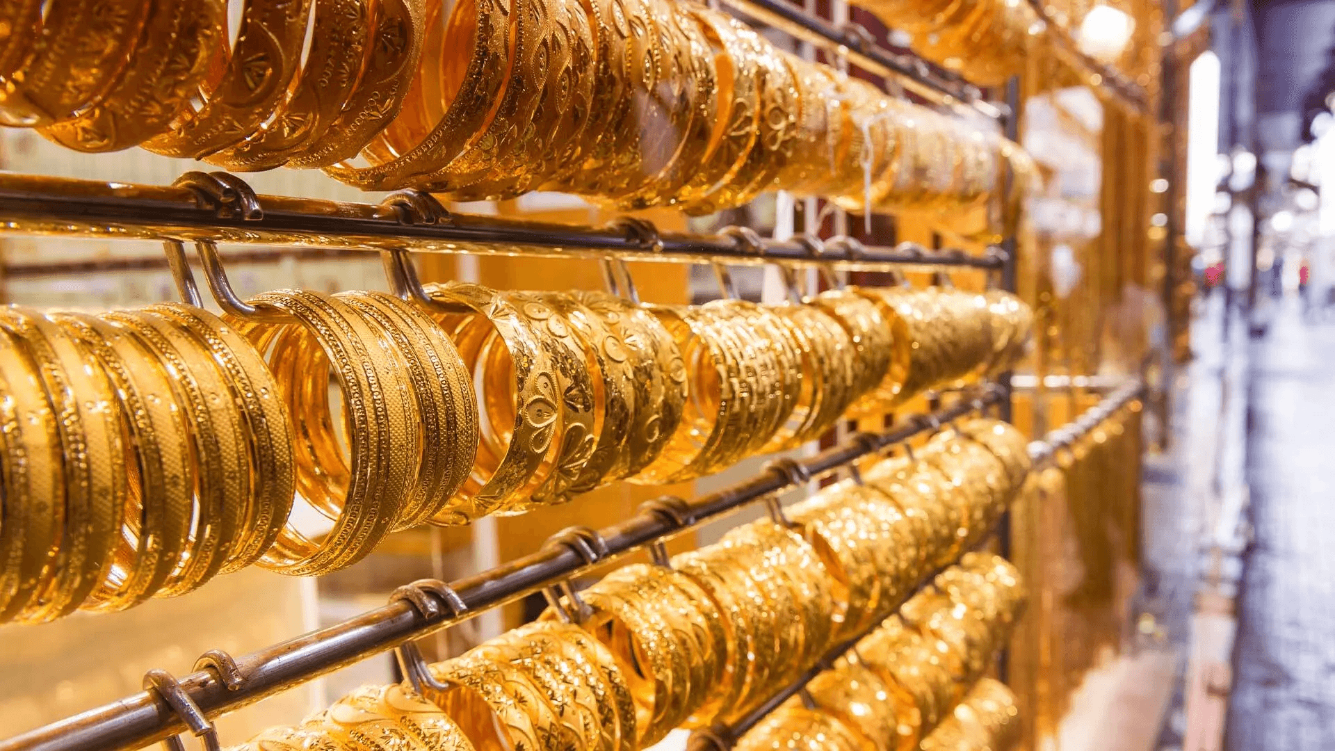 Inside Dubai’s Gold Souk: Why the City Shines Brighter as Gold Prices Surge